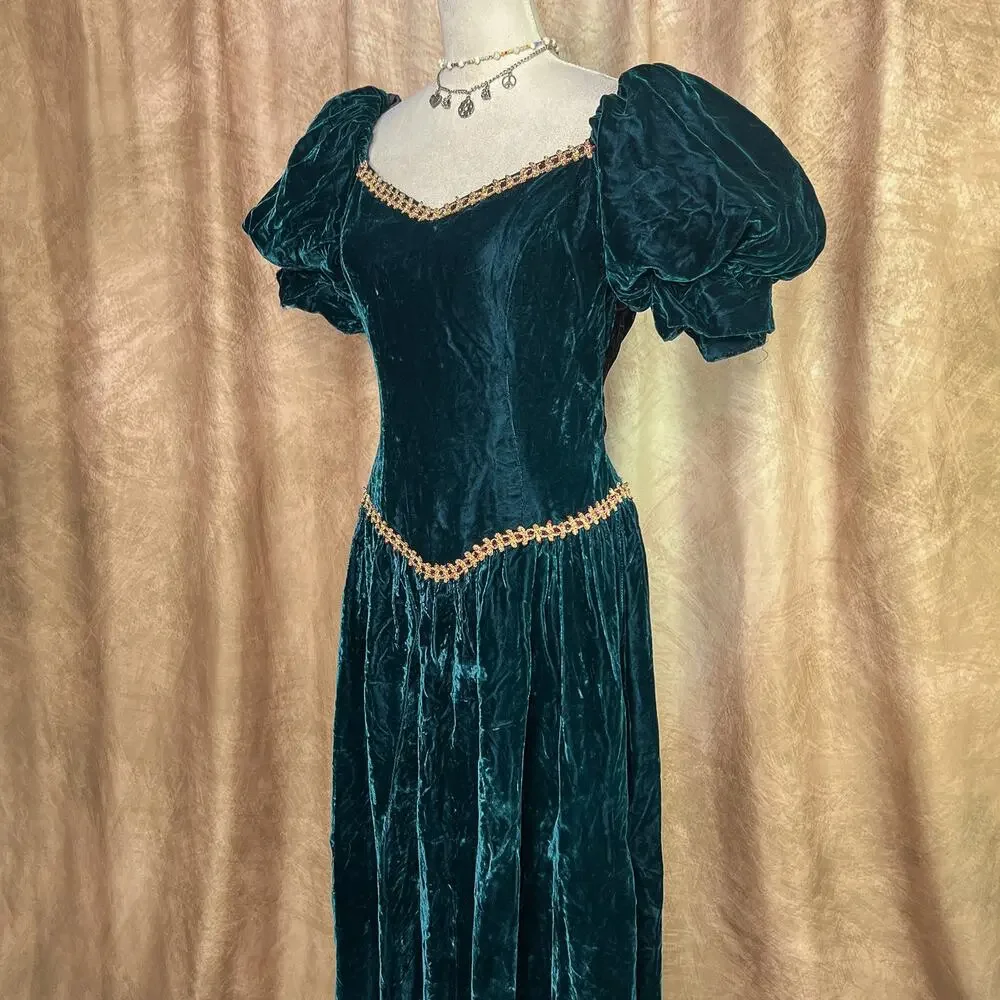 Vintage Renaissance Dress 70s Velour Medieval Gown Green Puff Sleeve Princess - Picture 9 of 9